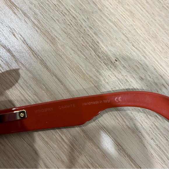 Lucy Folk Wingspan sunglasses Navy and red - Picture 7 of 9